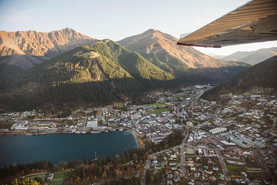 Queenstown: Sunrise Glacier Scenic Flight - Passchendaele Icefall and Bonar Glacier