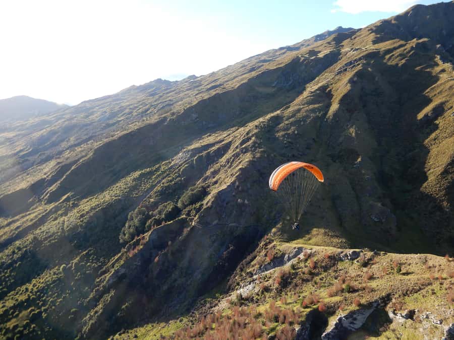 Queenstown: Tandem Paragliding Experience - Landing and the ride back to Queenstown