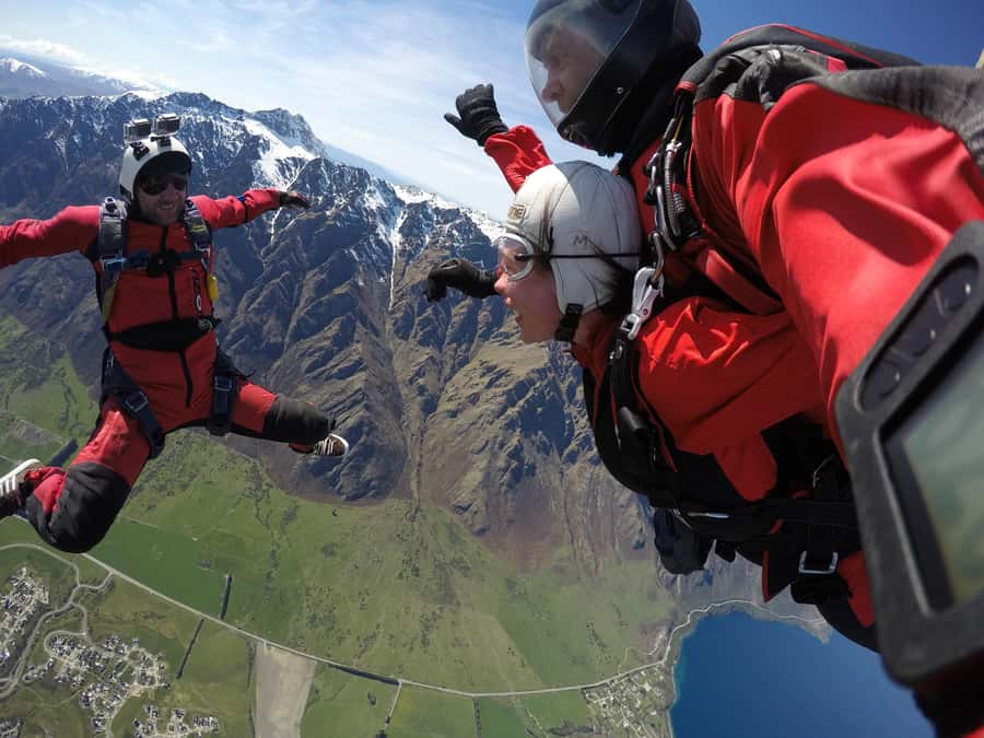Queenstown: Tandem Skydive Experience - Photo and video packages: useful, but budget for them