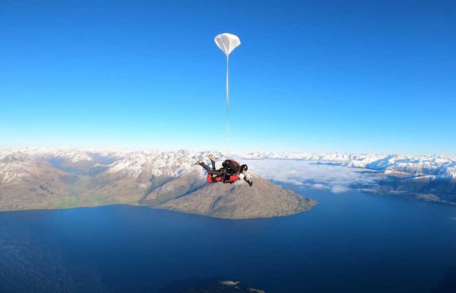 Queenstown: Tandem Skydive Experience - The aircraft ascent and the moment at the door