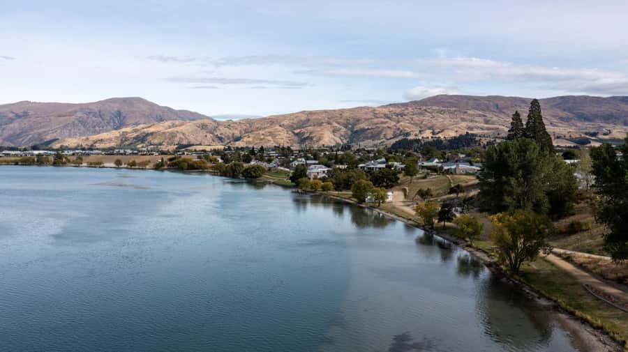 Queenstown to Dunedin Incl Taieri Gorge Train (One-Way) - St Bathans and the eerie Blue Lake
