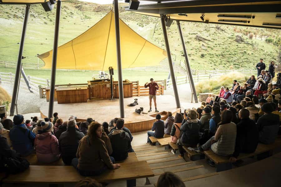 Queenstown: Walter Peak Gourmet BBQ & Lake Whakatipu Cruise - FAQ
