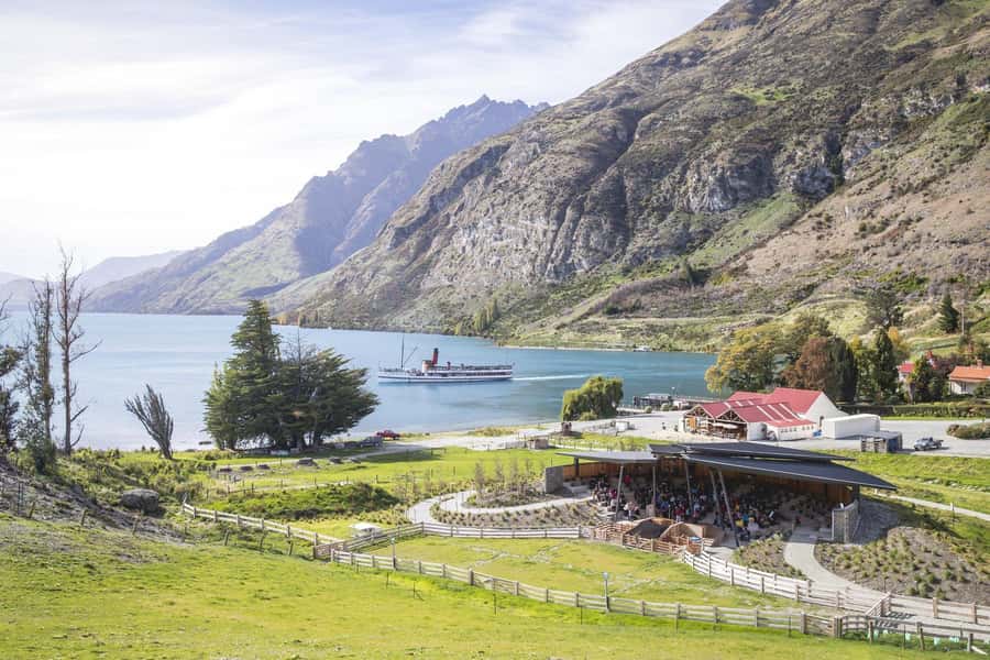 Queenstown: Walter Peak Gourmet BBQ & Lake Whakatipu Cruise - Who should book this Queenstown experience?