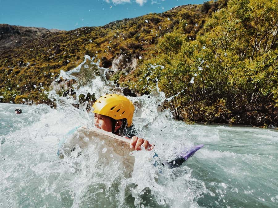 Queenstown: White Water Surfing Along the Kawarau River - Meeting the Kawarau at Roaring Meg