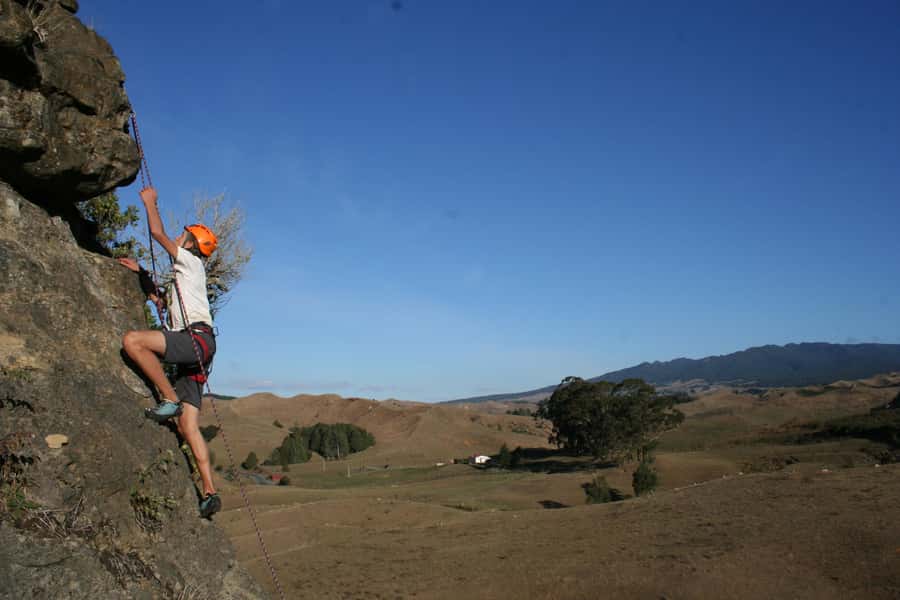 Real Rock, Climbing Experience! - Starting at Raglan Rock’s Base