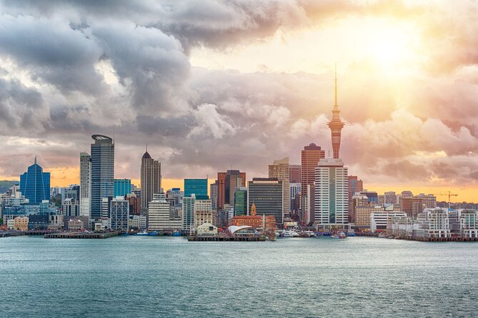 Romantic Charms of Auckland - Private Walking Tour - 20 minutes around Viaduct Harbour