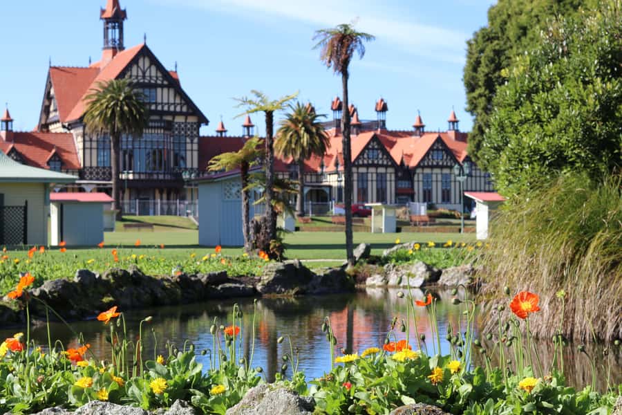 Rotorua City and Lakes Duck Tour - Rotokakahi, Green Lake, and Lake Tarawera