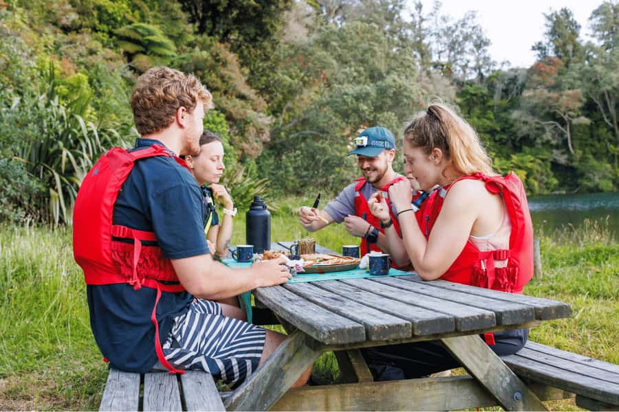 Rotorua: Glow Worm Adventure Kayak - Why this Rotorua glow worm trip feels different