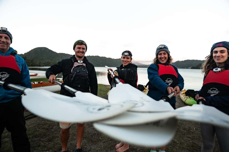 Rotorua: Glow Worm Kayak Tour - Stargazing turns the return trip into a second attraction