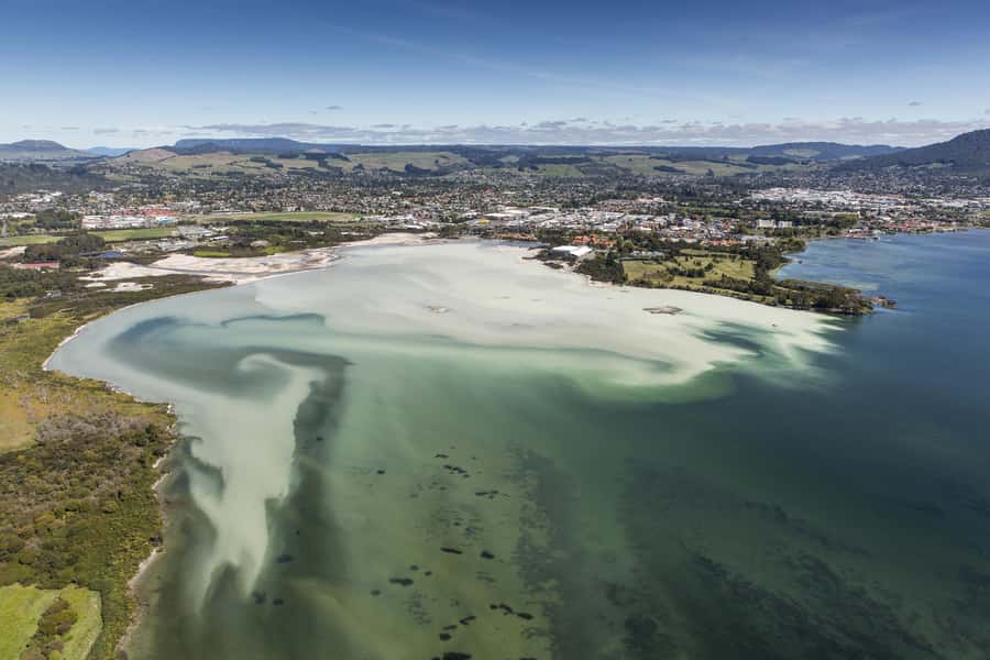 Rotorua: Helicopter Flight and Guided Walk on Mt Tarawera - Key points to know before you book