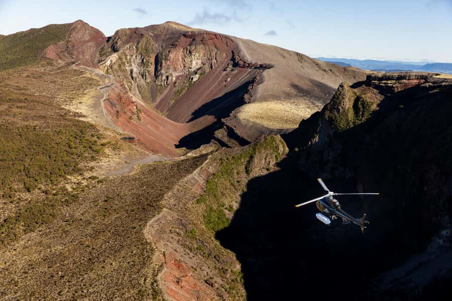 Rotorua: Helicopter Flight and Guided Walk on Mt Tarawera - The first 10 minutes: Rotorua and the Lakes District from above