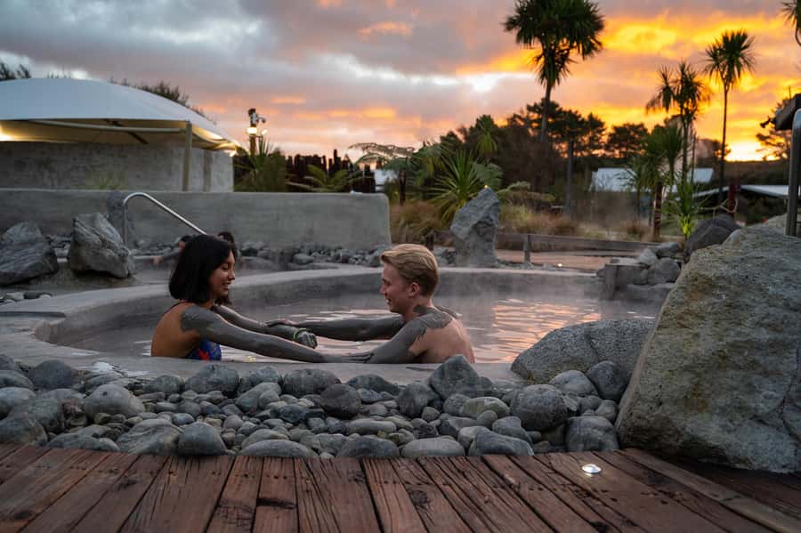 Rotorua: Hells Gate Outdoor Mud Bath & Spa Experience - What to bring, and what to leave behind