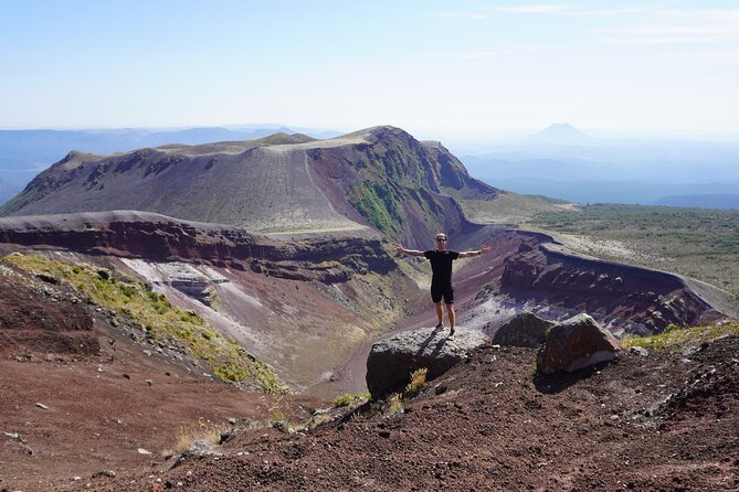 Rotorua Hiking: Mt Tarawera Guided Volcanic Crater Experience - The optional scree run into the crater