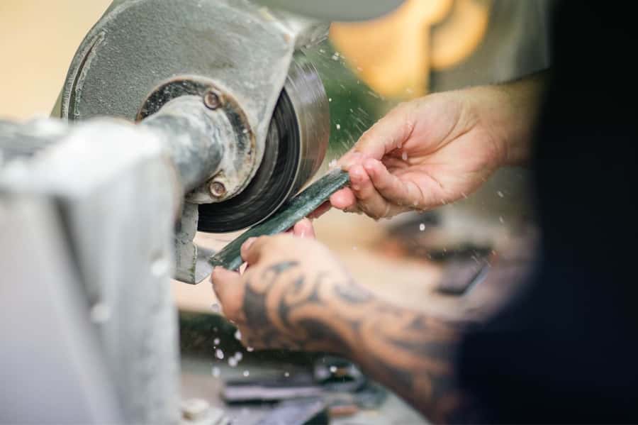 Rotorua: Jade Carving Experience at a Local Studio - Entering Mountain Jade at 1288 Fenton Street
