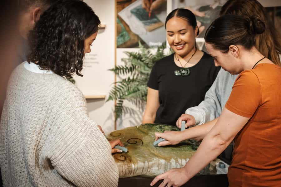 Rotorua: Jade Carving Experience at a Local Studio - Stringing the necklace and taking home a memory