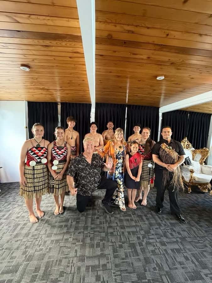Rotorua: Lake Rotorua Cruise with Buffet Dining Option - When this cruise works best