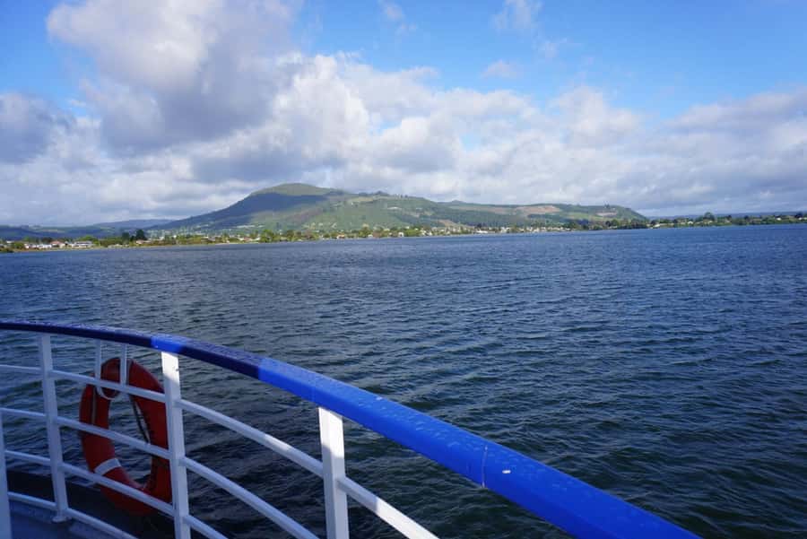 Rotorua: Lake Rotorua Cruise with Buffet Dining Option - Choosing sightseeing or the buffet cruise