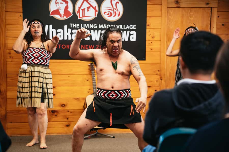 Rotorua: Māori Cultural Performance with Dancing - Why this short Rotorua show works