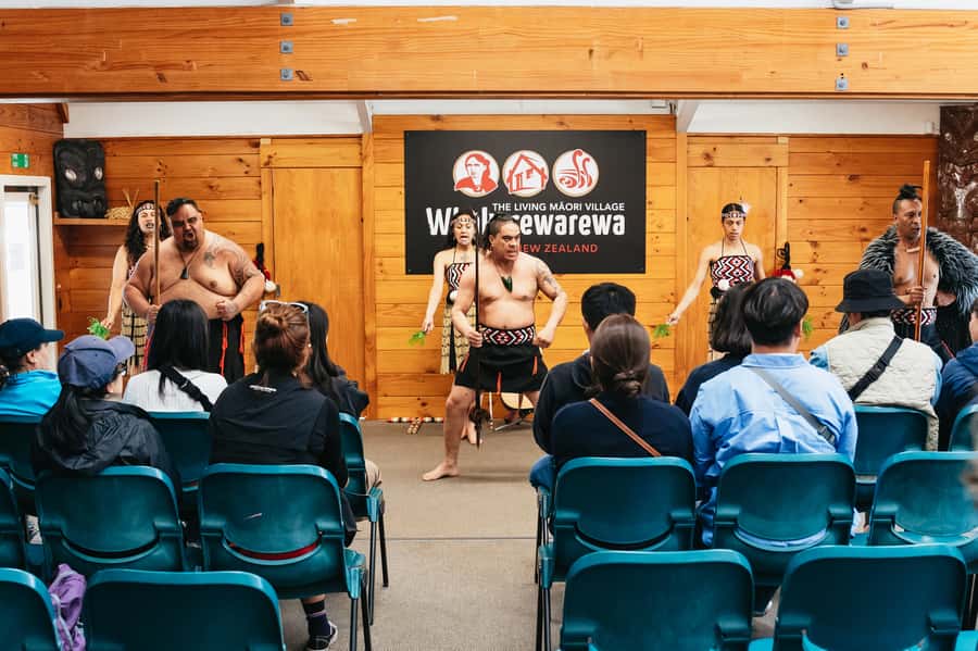 Rotorua: Māori Cultural Performance with Dancing - Checking in at Whakarewarewa