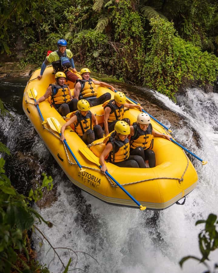 Rotorua Rafting: Kaituna River Rafting Experience-Free Sauna - Getting ready: wetsuits, safety checks, and paddling commands