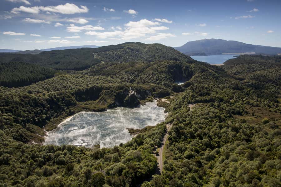 Rotorua: Scenic Flight over Mt Tarawera & Waimangu Valley - What the pilot commentary adds