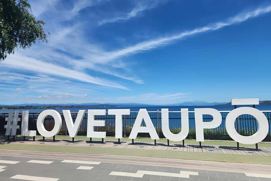Rotorua & Taupo DayTour Waiotapu & Huka Falls from Auckland - Price, food, weather, and comfort
