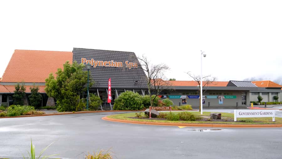 Rotorua: Te Puia Maori Village and Rejuvenation Tour - Te Puia combines Maori culture with serious geothermal power