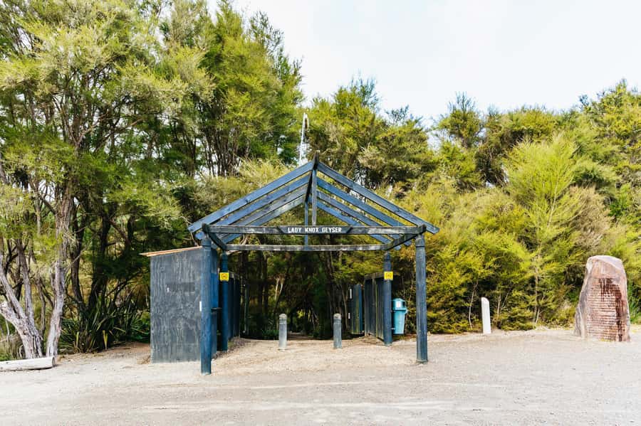 Rotorua: Wai-O-Tapu Geothermal Park Entry Ticket - Three trails let you set your own pace