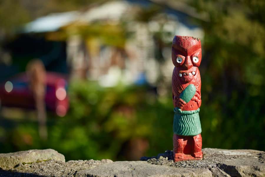 Rotorua: Whakarewarewa Village Guided Tour - Starting at the Geyser Café and admissions building