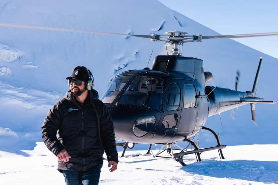 Scenic Blue Ice Glacier Flight from Glenorchy | 40 min - The glacier landing and 10 minutes on snow