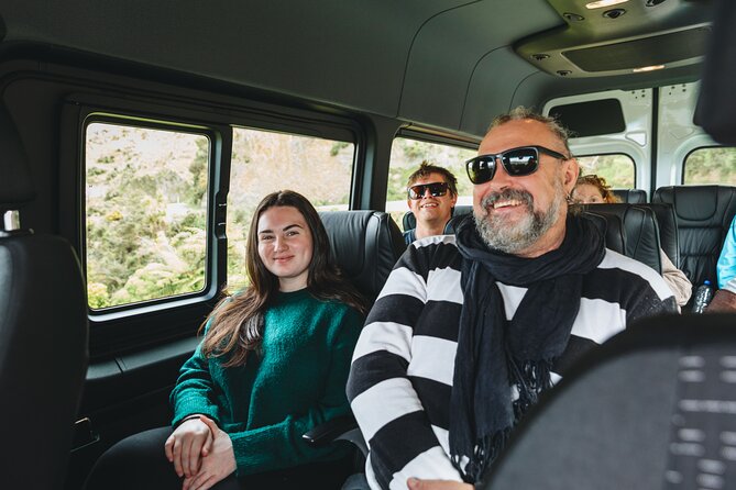 Seal Coast Safari - Exclusive access to Wellington's secret coast - Cape Terawhiti and the leaning lighthouse