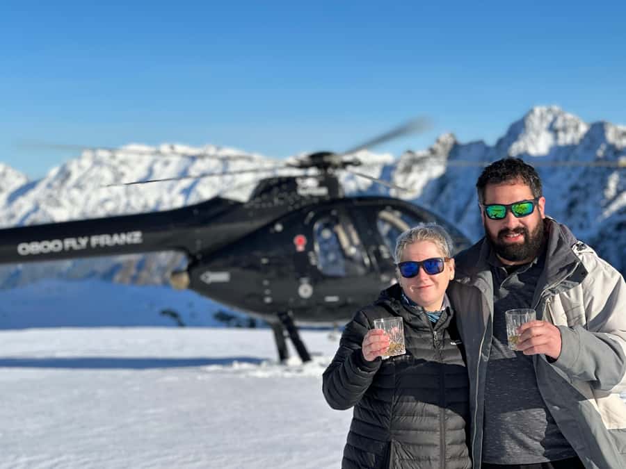 Shackleton Glacier Whiskey Endurance Flight - 50mins - Who Will Enjoy This Flight Most?