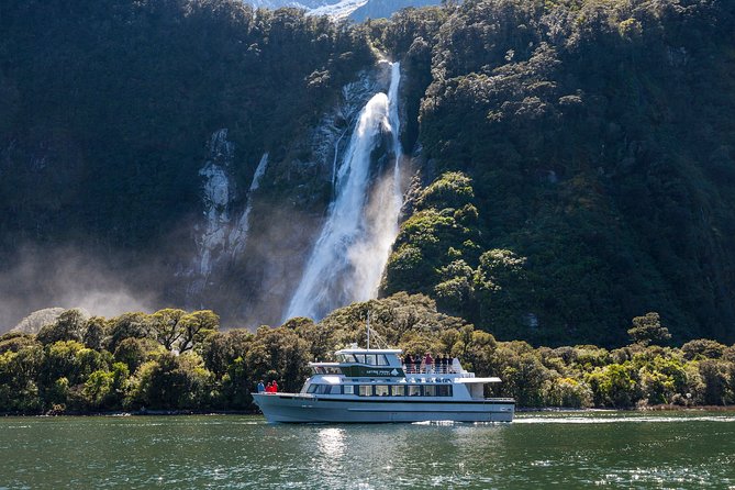 Small Group, Award Winning Milford Sound Day Experience & Cruise - Why the Queenstown to Milford Sound drive matters