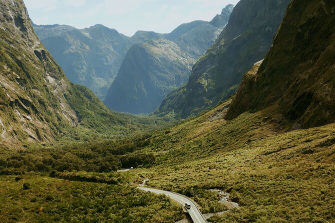 Small Group, Award Winning Milford Sound Day Experience & Cruise - Eglinton Valley offers a wide-open photo stop