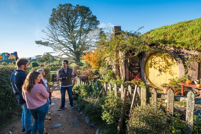 Small-Group Hobbiton and Waitomo Day Tour with Lunch from Auckland - Five things to know before you go