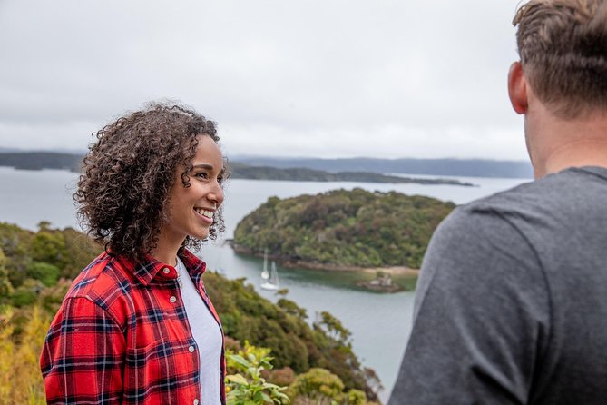 Stewart Island: Village and Bays Tour - Observation Rock and Paterson Inlet views