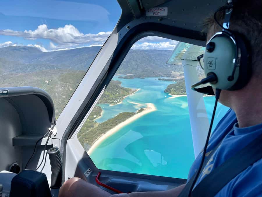 Takaka: Farewell Spit/Abel Tasman Scenic Flight - Taking off beside Kahurangi National Park