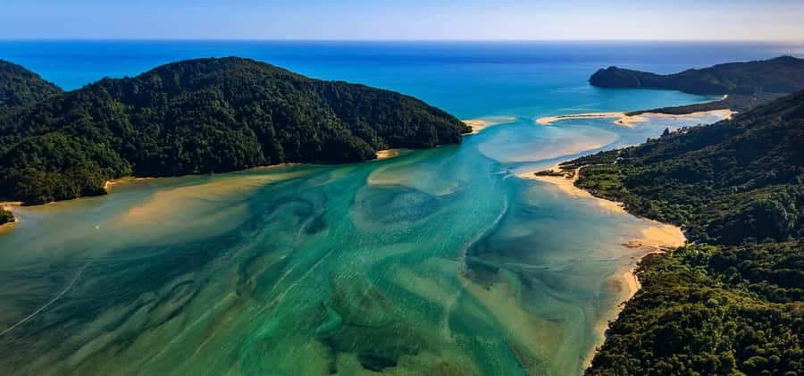 Takaka: Farewell Spit/Abel Tasman Scenic Flight - Checking in at Takaka Airport
