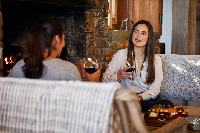 Taste of Waiheke Food and Wine Tour - Cable Bay Vineyards: another scenic tasting stop