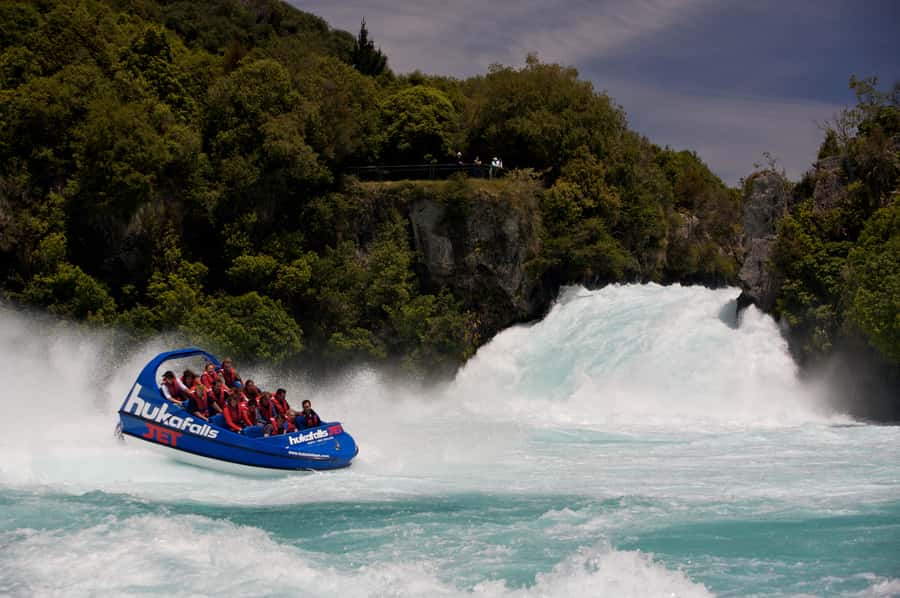 Taupō: Huka Falls 30-Minute Jet Boat Experience - Who will enjoy this Taupō activity?