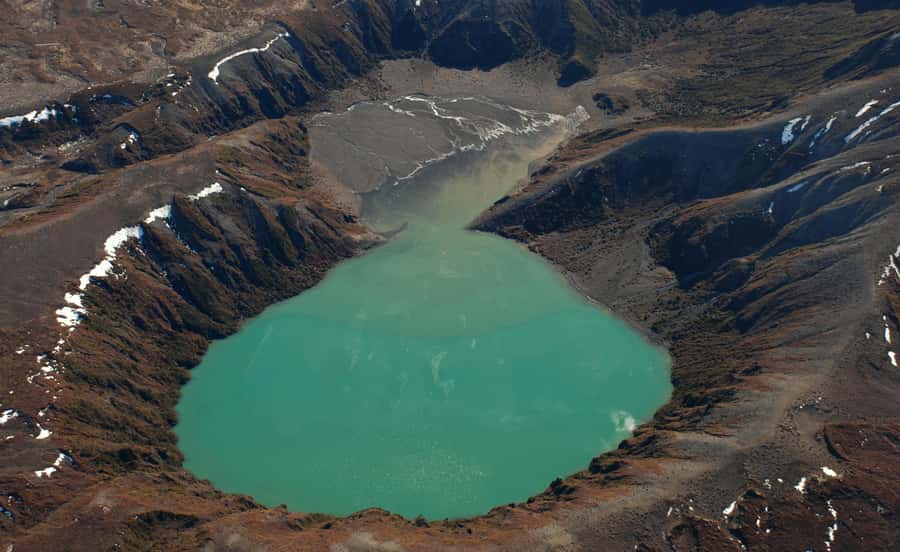 Taupo: Huka Falls Helicopter Ride - Farmland, fields, and the Taupo township