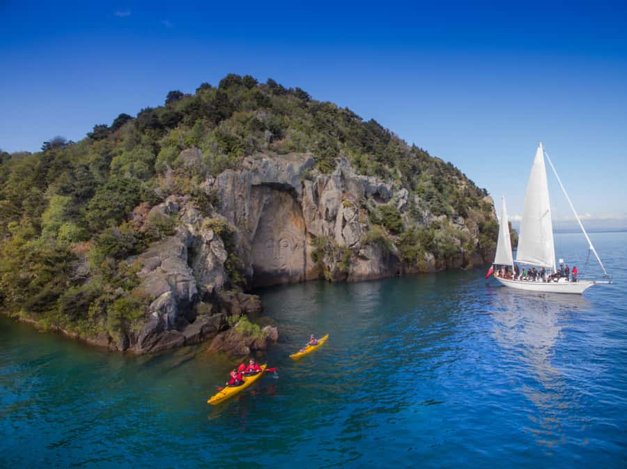 Taupo: Maori Rock Carvings Kayaking Tour - Key points to know before booking