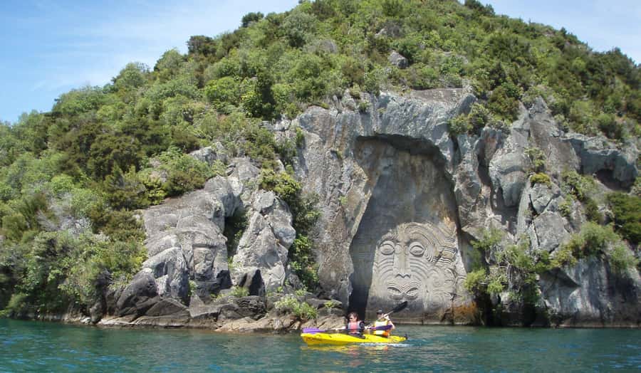 Taupo: Maori Rock Carvings Kayaking Tour - Why paddle to the carvings instead of taking a boat?