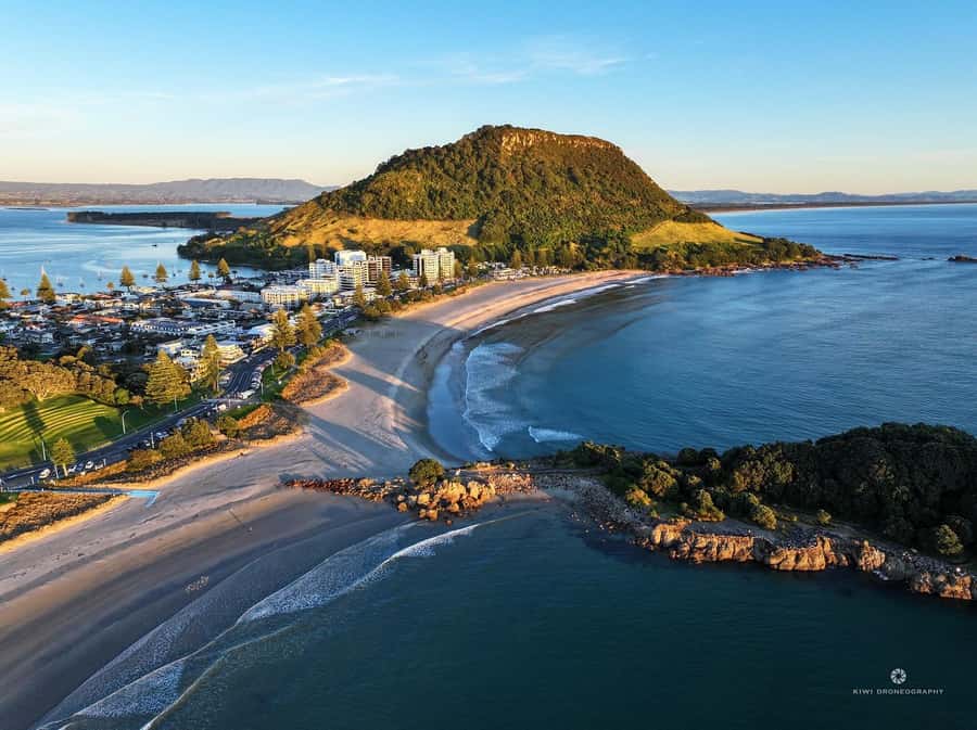 Tauranga City & Scenic Sightseeing 2-hour Local Tour - Mount Maunganui comes first