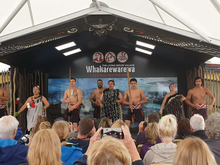 Tauranga: Rotorua Redwoods Tour & Maori Village Experience - Mount Maunganui and the Bay of Plenty drive