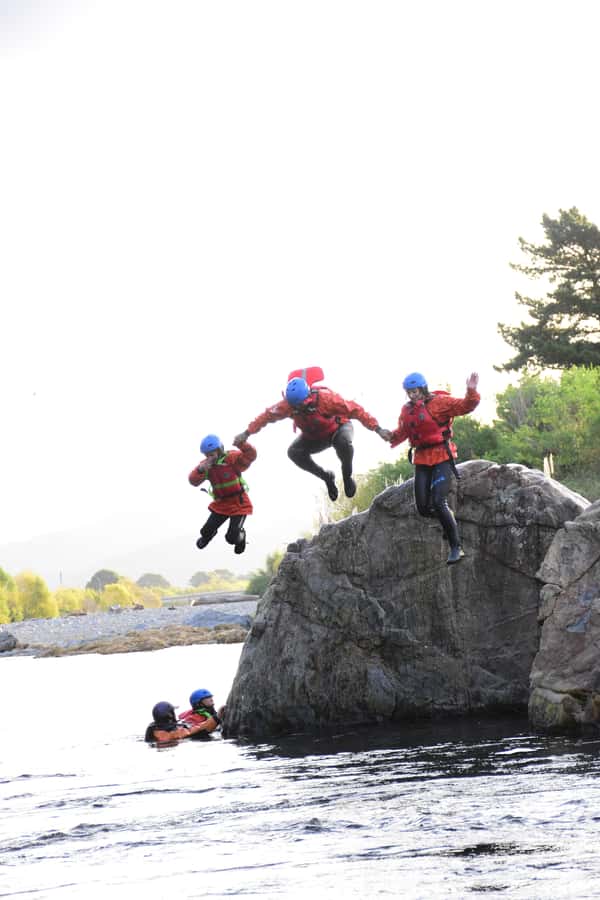 Te Awa Kairangi Grade 2 Scenic Duckie Tour - Meeting the team near Upper Hutt