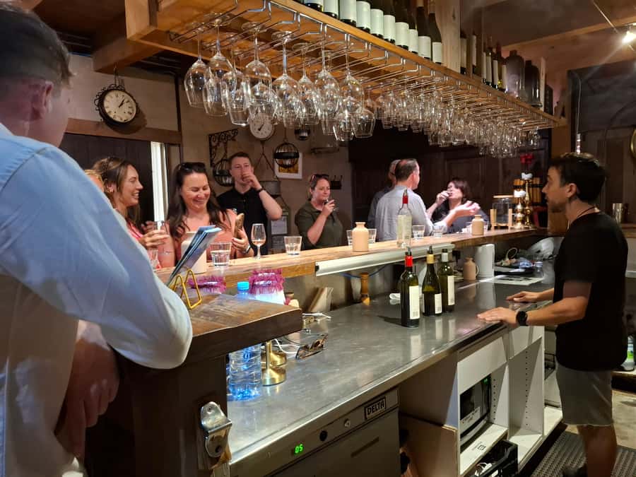 The Boutique Experience: Waiheke Island Best Cellar Tour - The guides make this more than a transfer service