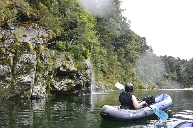 The Hobbit Barrel Run Rafting Tour on the Pelorus River - Local milling and mining stories along the way