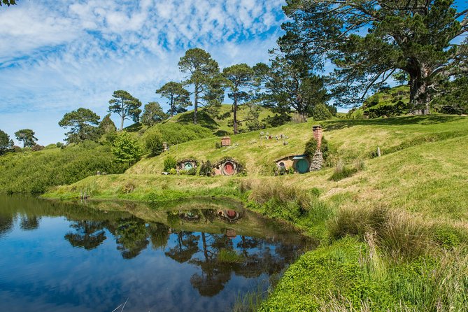 The Hobbiton Movie Set Small-Group Guided Tour from Auckland - Who should book this day trip