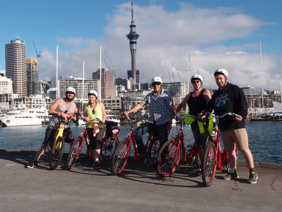 The Inside Loop: See Auckland's Coolest Neighbourhoods - Why an e-bike is the right Auckland introduction